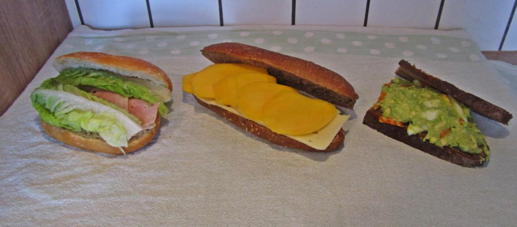 <a href="/rezepte/super-sandwiches-k%C3%A4se-mango">Super-Sandwiches: Käse-Mango</a>